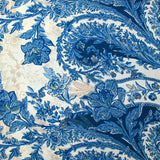 Crêpe fin imprimé paisley bleu fond écru
