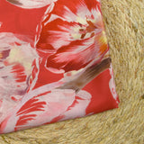 Satin de soie imprimé tulipes sauvages fond rouge corail