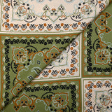 Satin de viscose imprimé cachemire en carré écru et kaki