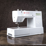 Machine à coudre Singer SUPERA F687C